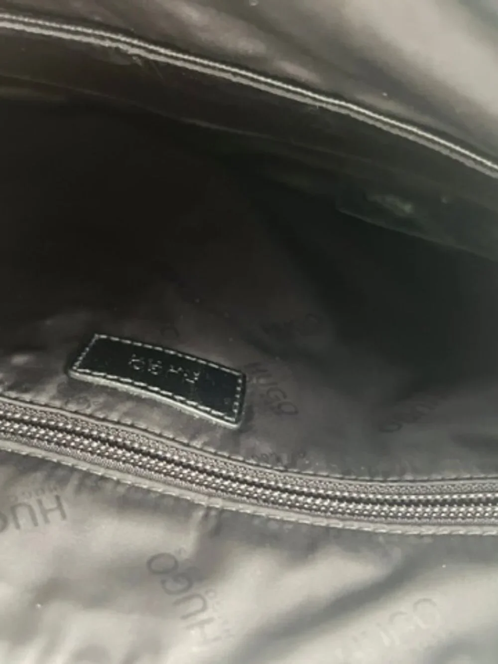 Hugo Boss Digital Portfolio Messenger Bag Leather Black